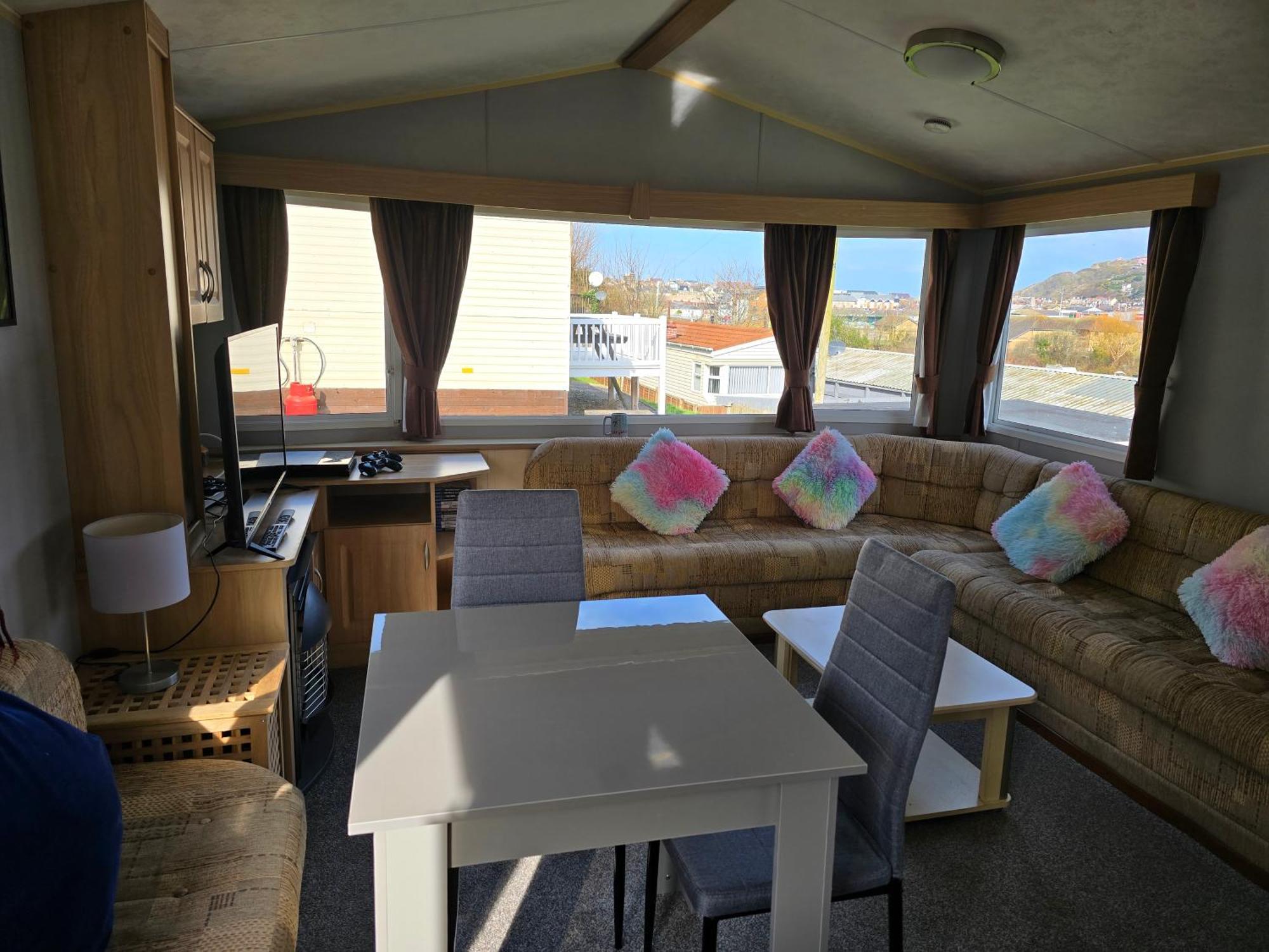 אבריסטוויט Light And Airy 2 Bedroom Mobile Home מראה חיצוני תמונה